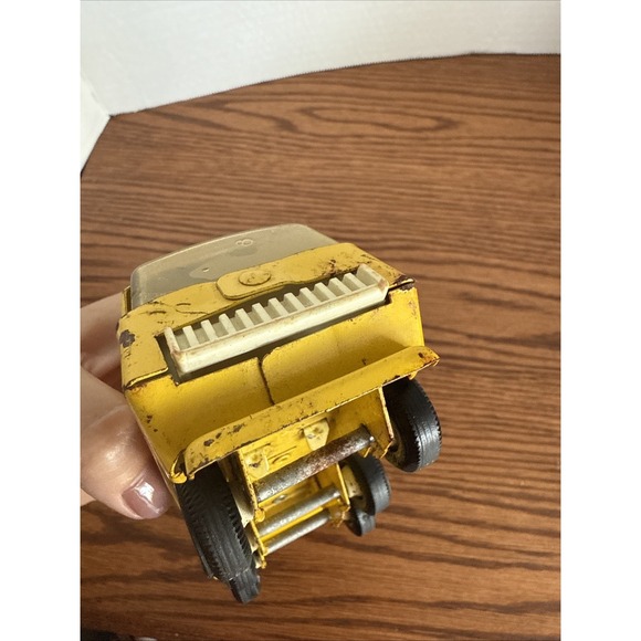 Vintage Tonka Mini Shell Tanker Fuel Delivery Truck Yellow USA  #55010 1970's. - Picture 5 of 5